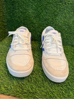 Vans Men's Lowland CC White/royal blue Sneakers size 11.5 worn once